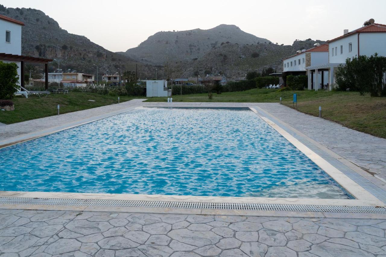 Villa Christalia Kolymbia Buitenkant foto