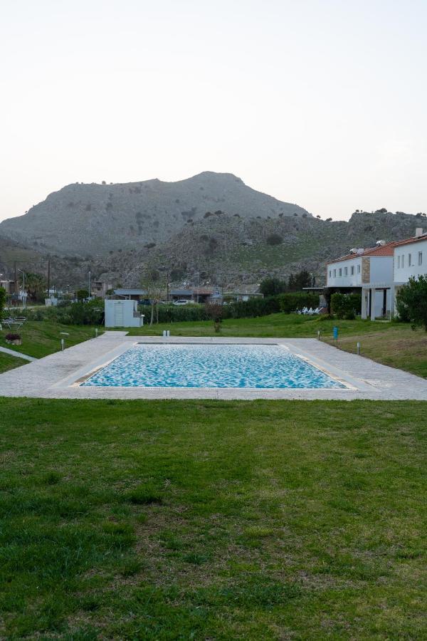 Villa Christalia Kolymbia Buitenkant foto